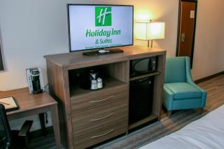 Holiday Inn & Suites Denver Tech Center-Centennial by IHG - Centennial - 1
