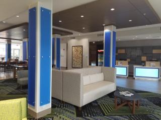 Holiday Inn Express & Suites - Fort Mill by IHG - Fort Mill - 1