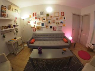 Psirri Artistic Rooftop Apartment with Acropolis View - Atene - 6