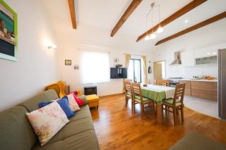 Apartment Milka with sea view - Tisno - 1