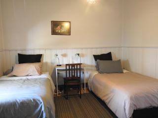 Welcome Stranger Cottage - Maryborough - 1
