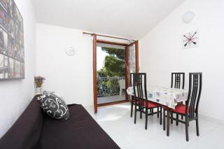 Apartments with parking space Marusici, Omis - 956 - Mimice - 1