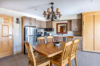 Shoshone Condo 1957 - Big Sky - 3