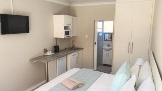 Kelzane Guesthouse - Port Elizabeth - 2