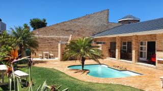 Kelzane Guesthouse - 8