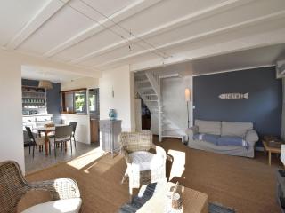 Scenic Holiday Home in Fermanville near Sea - Fermanville - 1