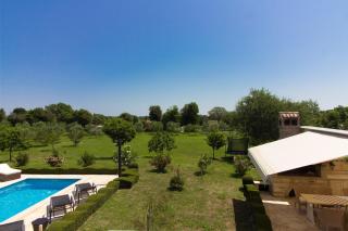 Beautiful villa Divina with large pool, sauna & hydrommassage near Pula, high level of privacy - Šišan - 8