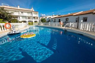 HACIENDA 19 MENYBER - Nerja - 3