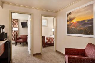Days Inn by Wyndham Airport/Maine Mall - South Portland - 7