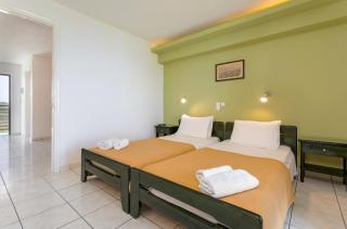 Sea View Hotel - Alykes - 1