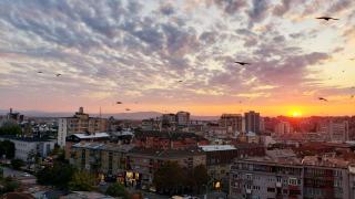Spacious Downtown Apartment with a City View - Prishtinë - 0