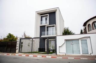 Cosy ELFs Crib - FREE Parking - Self Check-in Business & Transit Stay - 8