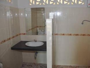Pranee Beach Bungalows - Ko Kho Khao - 5