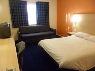 Metro Inns Huddersfield - Huddersfield - 5