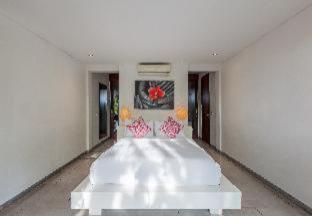 AB Villa & Apartments - 5