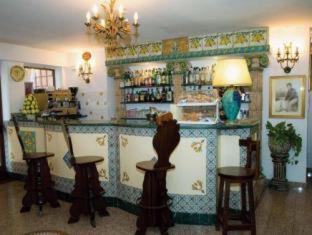 Hotel La Riva - 6