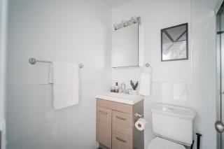 1BR Stylish Apartment, Perfect for Getaway - Oakdale 201 - Chicago - 1