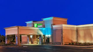 Holiday Inn Express Little Rock-Airport by IHG - Little Rock - 0