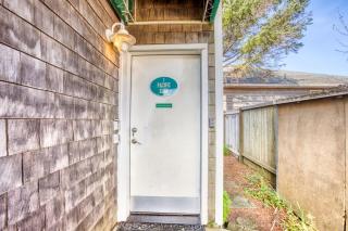 Beaches Inn Townhomes - Cannon Beach - 9