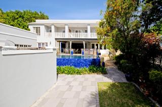 Lodge on Main Guest House and Conference Centre - 6