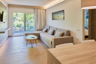 Sol Bahía Ibiza Suites - Sant Antoni de Portmany - 1