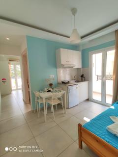 Kostas Apartments - 6