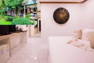 Sunset Beach Villas Free Shuttle Bus Pickup 10am and 12pm - Haad Rin - 7