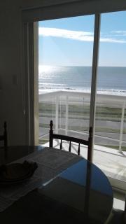 DEPARTAMENTO FRENTE AL MAR 2 1/2 AMBIENTE - 3