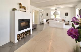 Seven-Bedroom Holiday Home In Orbak - Ørbæk - 5