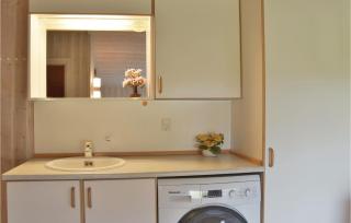 Three-Bedroom Holiday Home In Hvide Sande - Hvide Sande - 2