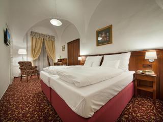 EA Zamecky Hotel Hruba Skala - Hrubá Skála - 4