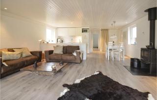 Three-Bedroom Holiday Home In Oster Assels - 2