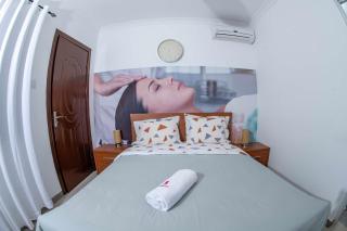 Ndussole House - Talatona - 2
