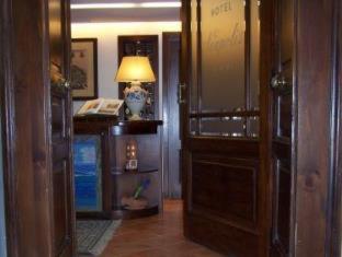 Hotel Neapolis - 9