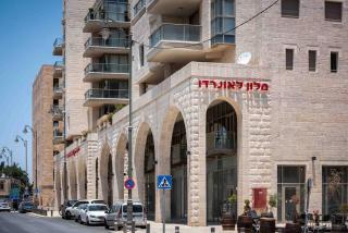 Presidential Two-Bedroom Apartment With Terrace - 3