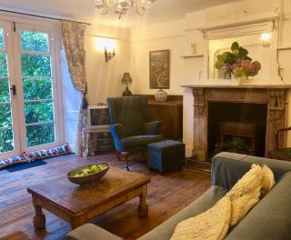 Lauras Townhouse Apartments Grand Garden Apartment - 9