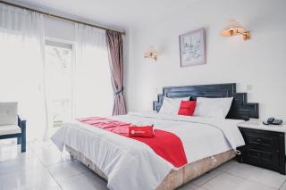 RedDoorz Plus near Pelabuhan Merak - 0
