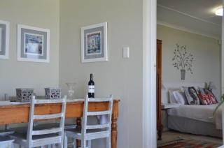Beach Villa Apartment - Hermanus - 7