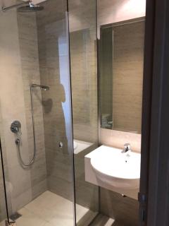 1 BR Apartment Near Shopping Malls - Jakarta - 6