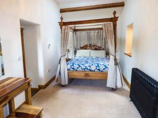 Yew Tree Cottage - 3