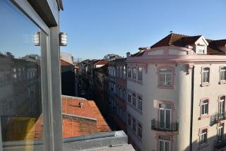 Sunny Penthouse whith balcony 9min walk main station - Porto - 1