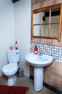 The little Club Getaway at The Hay Barn - 2