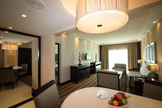 Crowne Plaza Jeddah by IHG - Gedda - 3