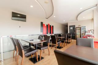 Blitz Hotel Batam Near Sultan Mahmud Ri'ayat Shah - 7