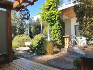 Bay Breeze Beach Holiday Home - Corinella - 3