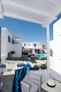 Olive Tree & Capari Mykonos Town Homes & Apartments with Pool! - Mikonos - 5