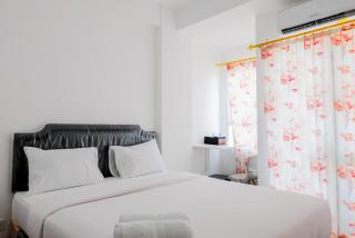 Comfortable and Fully Furnished Studio at Poris 88 Apartment By Travelio - 1
