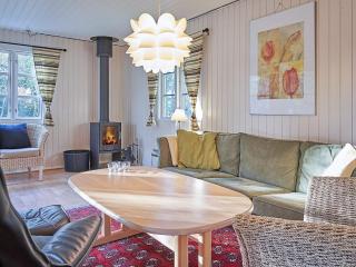 6 person holiday home in Aakirkeby - Vester Sømarken - 3