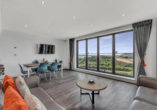 7 Waterstone House - Luxury Apartment Overlooking South Beach, Tenby - Tenby - 8