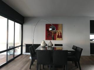 Platon Luxury Apartment Central Glyfada - 4